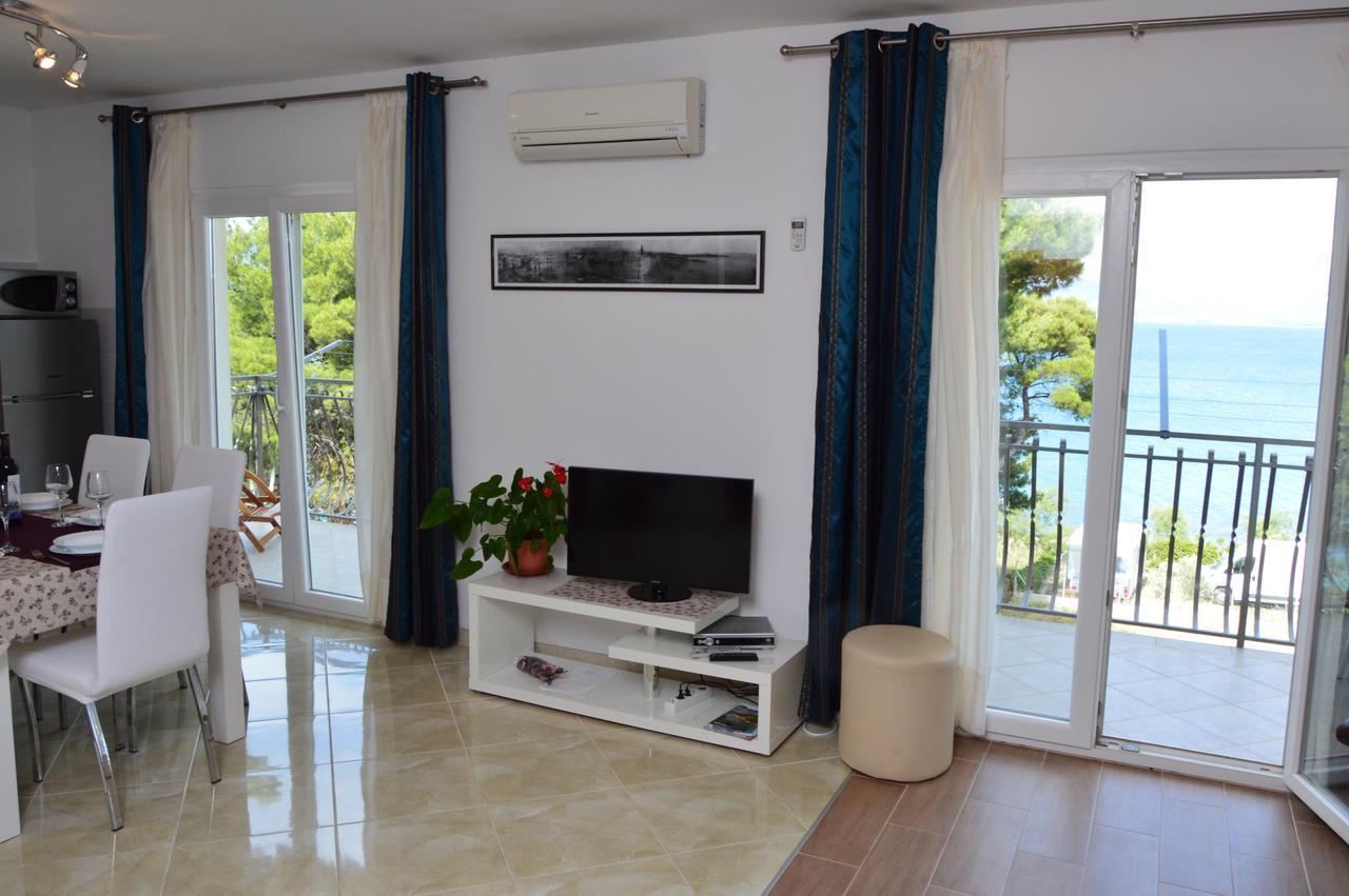 Apartment A. Zizic Слатине Екстер'єр фото